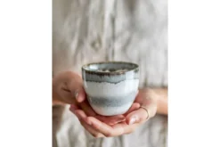 Tasse Avelin - aus Steingut gefertigt - ohne Henkel