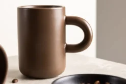 Tasse Maro – stilvolles 2er-Set in Dunkelbraun & Beige