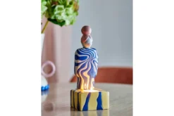 Teelichthalter Suri – Handbemalte Figur mit Wirbelmuster