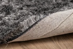 Teppich Aylin – mit Schimmeroptik aus Polyester & Baumwolle
