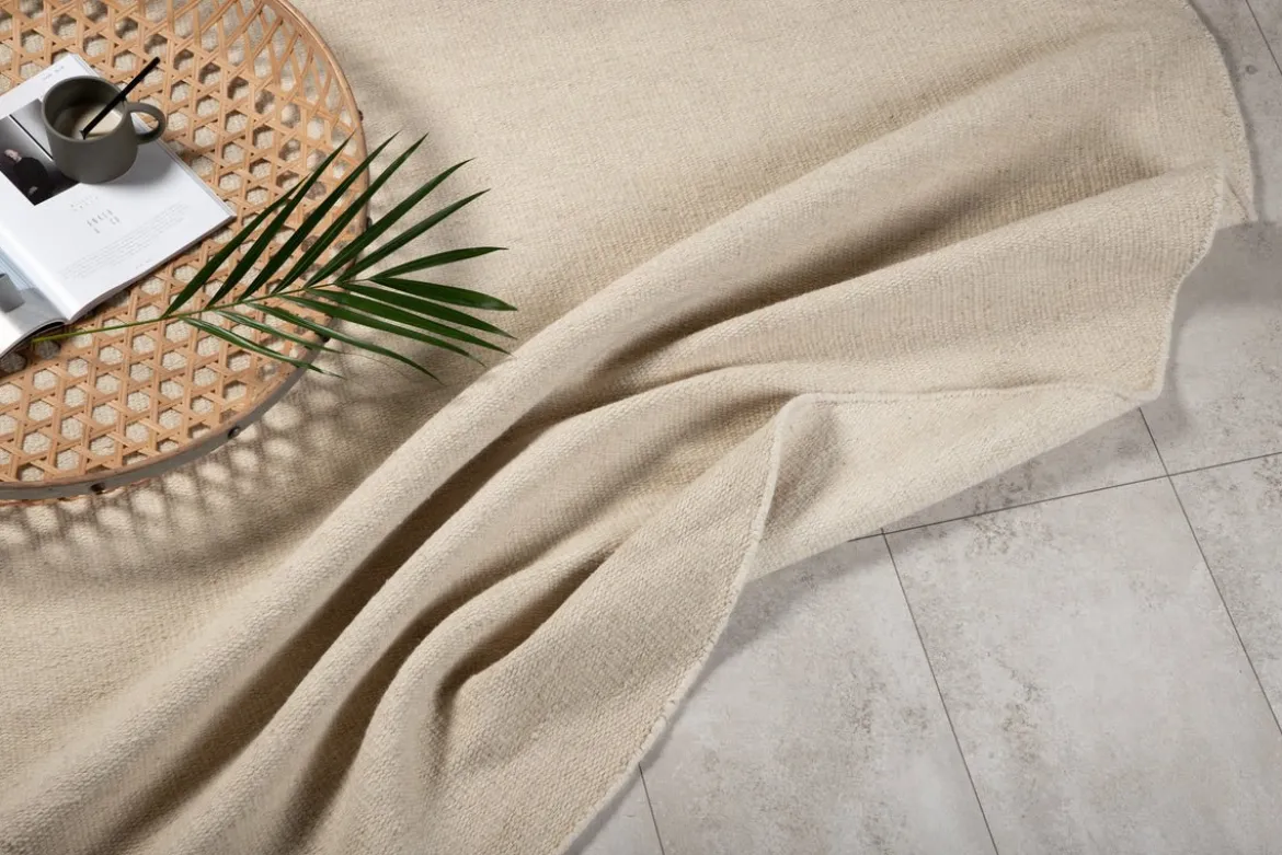 Teppich Edi – in Grau oder Beige aus Wolle & Baumwolle