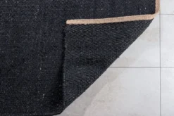 Teppich Malik – handgewebt in Schwarz aus Jute