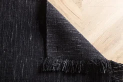 Teppich Sarah – flachgewebt mit Fransen aus Wolle