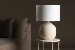 Tischlampe „Alvesta“ – Rustikale Terrakotta-Basis mit weißem Jute-Lampenschirm