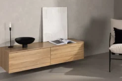 TV-Lowboard Valborg – Walnussfurnier in Natur-Optik