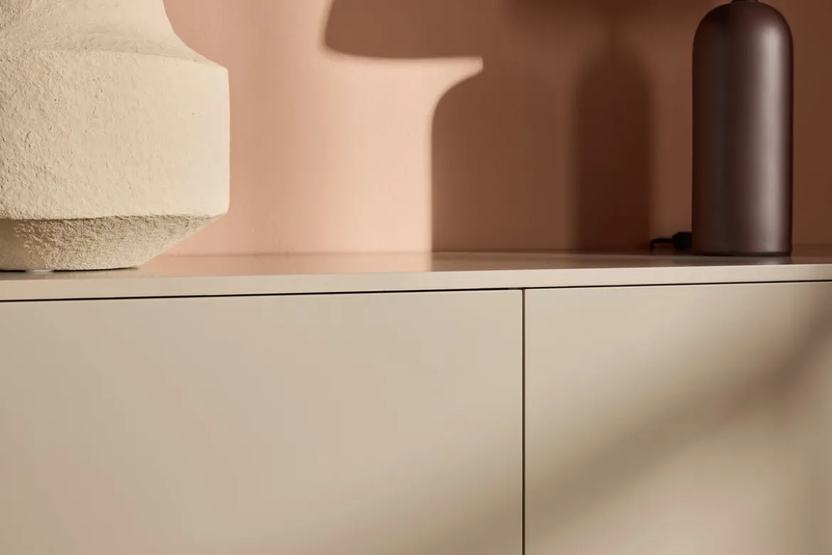 TV-Lowboard Valerio – Minimalistische Eleganz in Beige