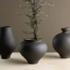 Vase „Arlena“ Ø 18 cm – Weiß oder Schwarz