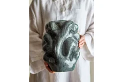 Vase „Grey Value“ – aus Steingut