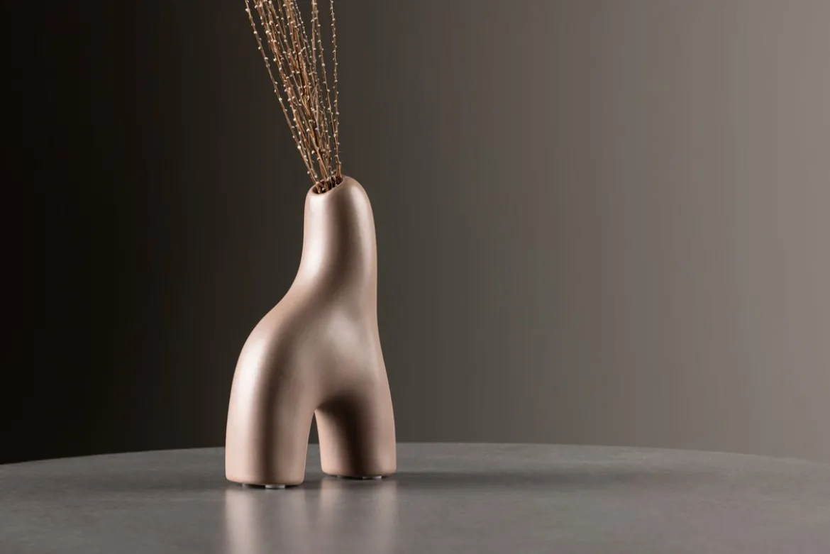 Vase Noara 16 cm – Skulpturales Designobjekt aus Steingut