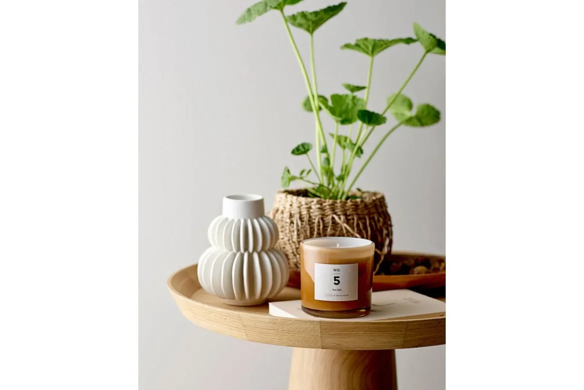 Vase „Nordia“ – Steingut in Weiß