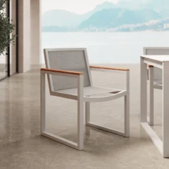 Vayla Dining – Esstisch-Set mit 8 Sesseln & Tisch in Betonoptik | Aevora™ Kollektion
