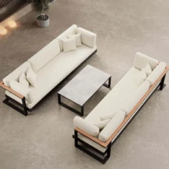Vayla VI – 2 Dreisitzer & Tisch aus schwarzem Aluminium | Aevora™ Kollektion