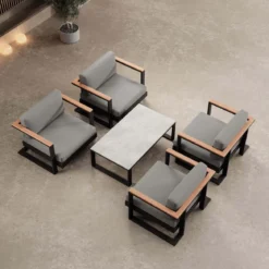 Vayla V – 4 Loungesessel & Tisch aus schwarzem Aluminium | Aevora™ Kollektion