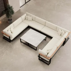 Vayla – Wohnlandschaft in U-Form mit Tisch aus schwarzem Aluminium | Aevora™ Kollektion