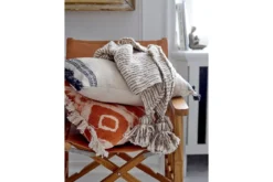 Zierkissen Charles – Baumwollkissen in Orange mit Batikmuster